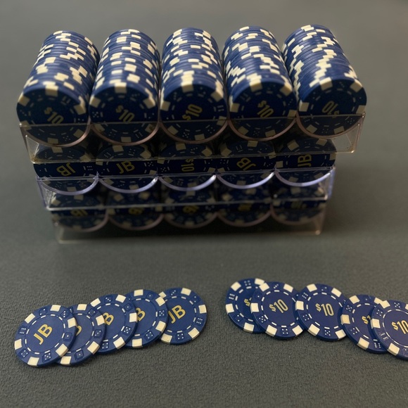 New Poker chips Customized $10 ( 100chips for rack)